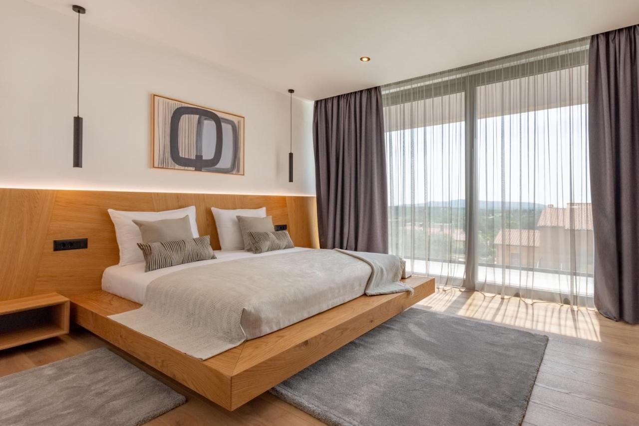 Villa Valpinia Martinski 외부 사진