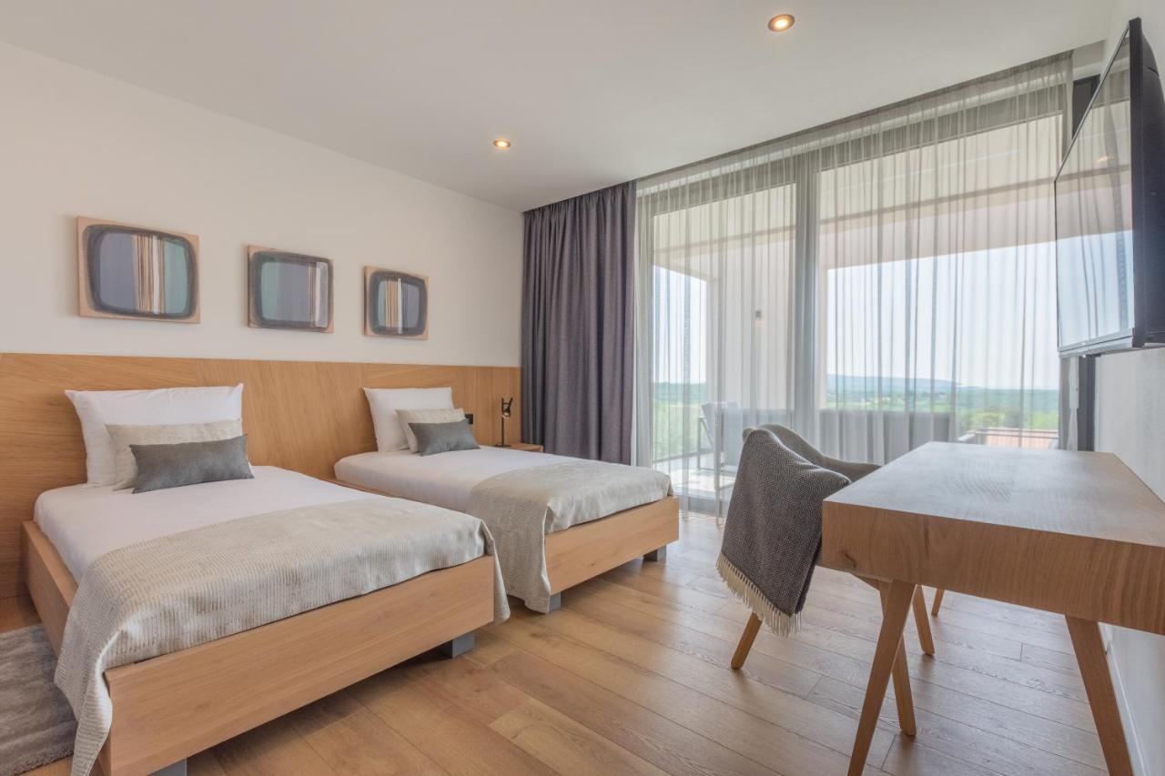 Villa Valpinia Martinski 외부 사진
