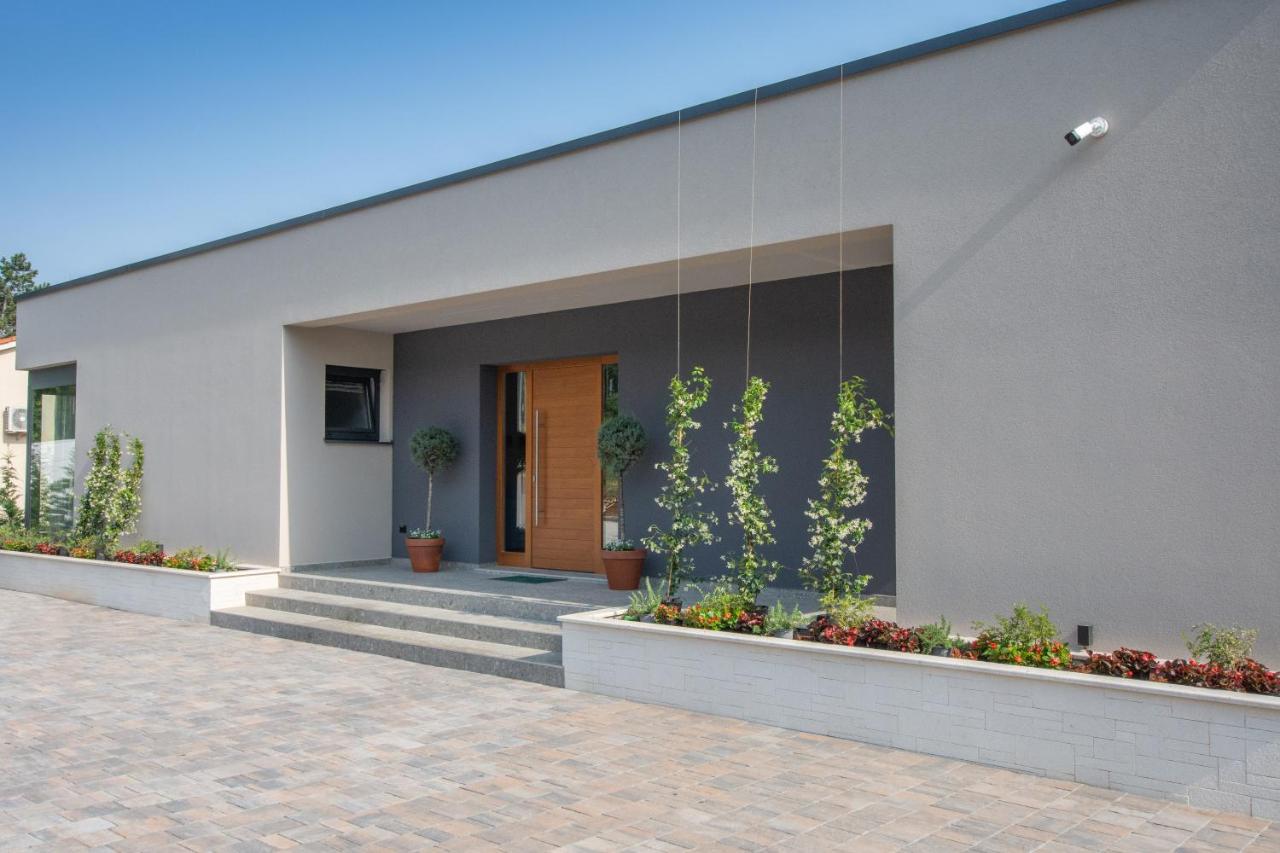 Villa Valpinia Martinski 외부 사진